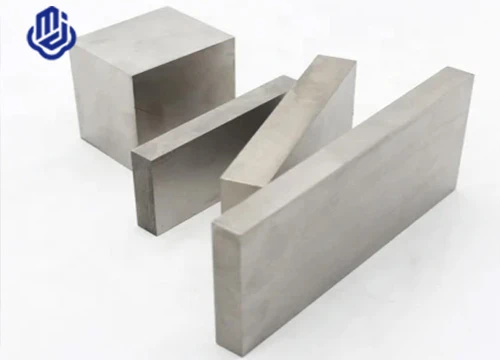 Titanium blok